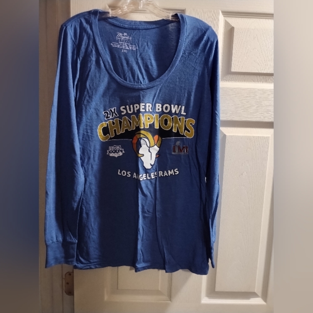 NWT Women's Blue Super Bowl Rams Logo Champions Long Sleeve Shirt